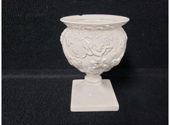 Vintage Renaissance By  Lefton Japan Pedestal Vase