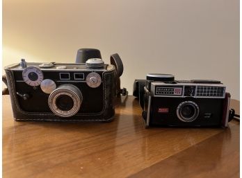 Vintage Argus & Kodak Cameras With Carrying Cases