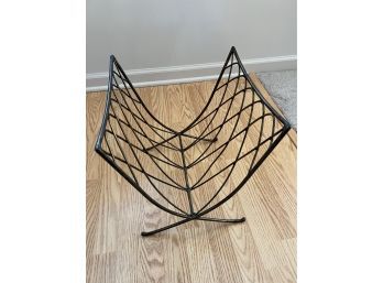 Wrought Iron Finish Magazine Rack