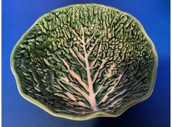 Green Bordallo Pinheiro Portugal  (?) Cabbage Leaf Serving Bowl - 8 1/4 Inches In Diameter