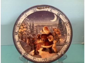 Vintage Collectible Christmas Plate:  Scott Gustafon's Checking It Twice (Bradex #84-B10-95.1)