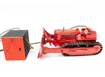 International Diesel crawler tractor with remote