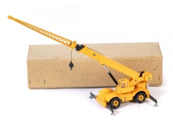 ZMG #149 1:55 Scale Crane With Box