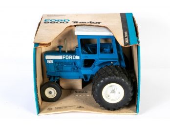 Ertl Ford 9600 Die Cast Tractor, In Box