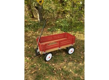 Town & Country Radio Flyer Wagon