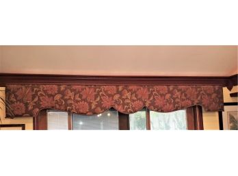 8 FOOT CUSTOM MADE VALANCE IN EXCELLENT CONDITION