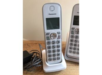 2 Panasonic Cordless Phones With Answering Machine