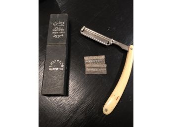 Vintage CURLEY'S IDEAL Safety Razor With Guard In Original Box 1907