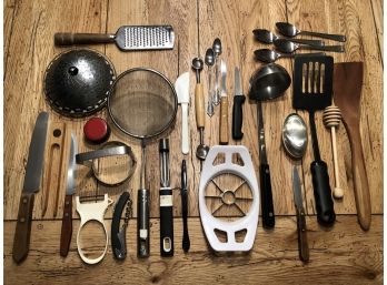 29 Kitchen Utensils