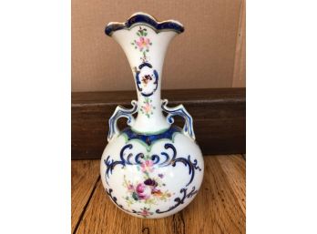 Antique Nippon Porcelain Hand Painted 2 Handles Vase Floral W/ Gold Trim 6 3/4' Tall