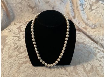 Hand Knotted Pearl Necklace - Faux Or No - Lot #9