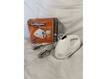 Proctor Silex White Hand Mixer 5 Speed