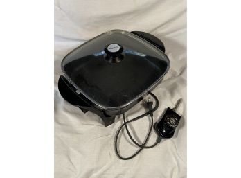 Presto Model 06626 Electric Skillet With Glass Lid 11in