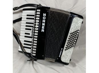 Horner48  Bass Black Student Accordion Very Clean Always Case Stored A Real Beauty Sound Great