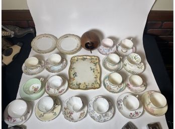 MISCELLANEOUS CHINA AND ANTIQUE LOT