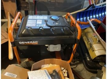 GENERAC GP 5500 PORTABLE GAS GENERATOR LIKE NEW