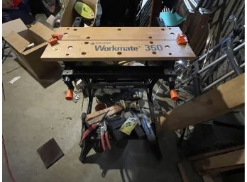 A WORKMATE AND 2 SAWHORSES