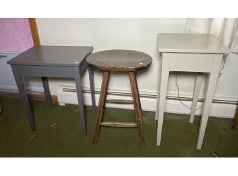 A HUNT COUNTRY FURNITURE SADDLE SEAT STOOL AND TWO PAINTED STANDS