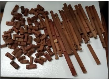 Vintage Partial Set Of Toy Wood Lincoln Logs                    D1