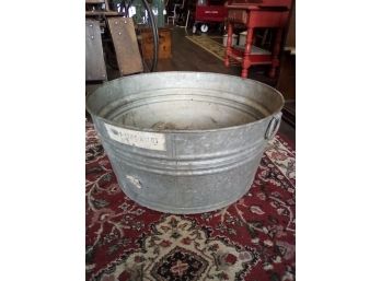 Vintage Metal Wash Tub Includes Handles On Both Sides    CVBK