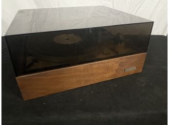 United Audio Turntable