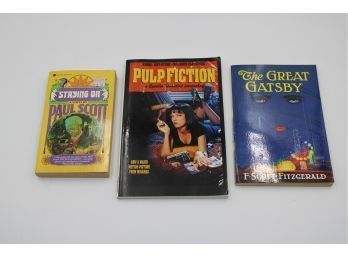 (3) NOVEL AND SCREENPLAY BOOK LOT: THE GREAT GATSBY & PULP FICTION SCREENPLAY