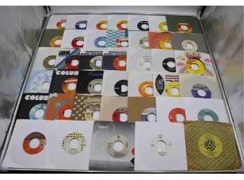 VINYL RECORDS 45RPM MISCELLANEOUS RECORDS BOX LOT (WHITNEY HOUSTON, ELVIS)