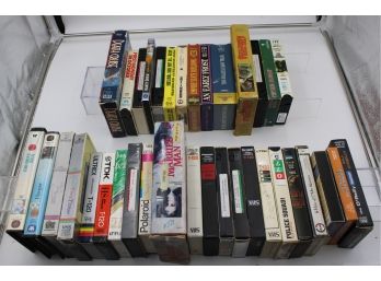 (35) MISCELLANEOUS VHS MOVIE BOX LOT (HOWARD STERN SHOW, HOOPER)