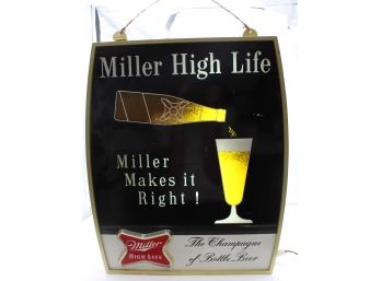 VINTAGE MILLER MAKES IT RIGHT BEER POURING LIGHT SIGN