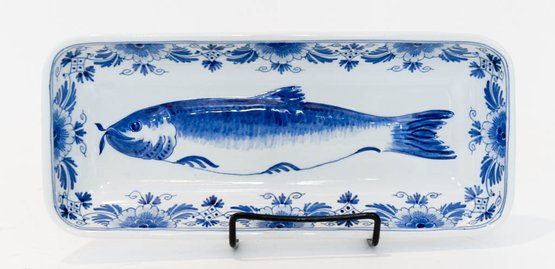 Royal Delft Signed  Hand Painted Fish Tray With COG