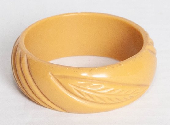 Yellow Resin Carved Bracelet