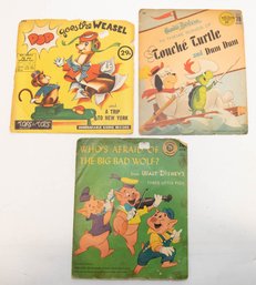 1950s-60s Children's 78 RPM Vinyl Records Pop Goes The Weasel, Touche Turtle And Dum Dum And Three Little Pigs