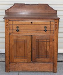 Late 1800s American Primitive Washstand