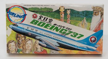 Hasegawa All Nippon Airways Boeing 737 1:200 Model Kit