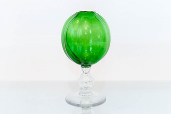 1930s Cambridge 8' Emerald Footed Ivy Vase