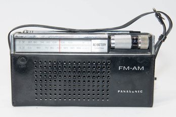 Panasonic FM-AM Radio Matsushita Electric Industrial Co. Made In Japan *works*