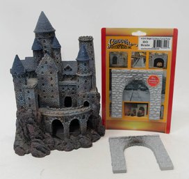 HO Scale Cut Stone Tunnel And Plastic Castle