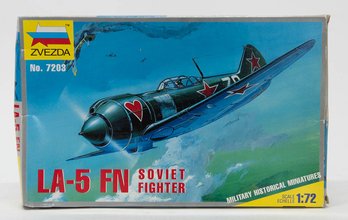 196 Zvezda LA-5 FN Soviet Fighter 1:72 Model Kit