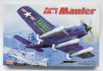 Siga Martin AM-1 Mauler 1:72 Model Kit