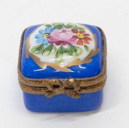 1' Peint Main Limoges Floral Pill Box