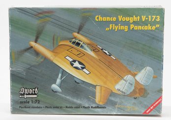 Sword Chance Vought V-173 Flying Pancake 1:72 Model Kit