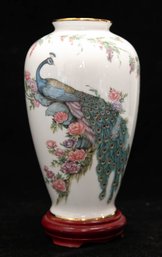 1982 Kyoto Imperial Porcelain The Imperial Peacock Vase With Stand