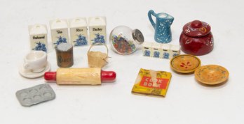Miniature Dollhouse Kitchen Items