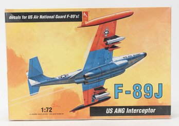 Hobby Craft F-89J US ANG Interceptor Model Kit 1:72 *AS IS*