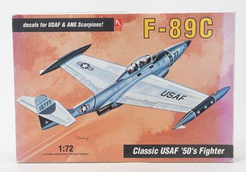 Hobby Craft F-89C Classic USAF '50s Fighter Model Kit 1:72 *AS IS*