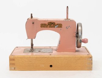 1940s German KAYanEE Sew Master Toy Sewing Machine