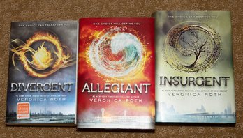 Divergent, Allegiant And Insurgent By Veronica Roth