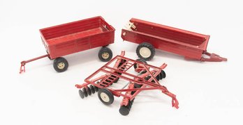 1990s ERTL Die Cast Spreader, Disc Tiller And Wagon 1/16 Scale