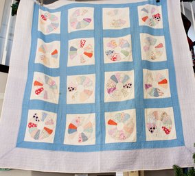 Handmade Dresden Plate Quilt 84'x80'