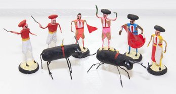 1960s Miniature Mexican Folk Art Clay And Wire Bull Fighting Matador Figurines 2'